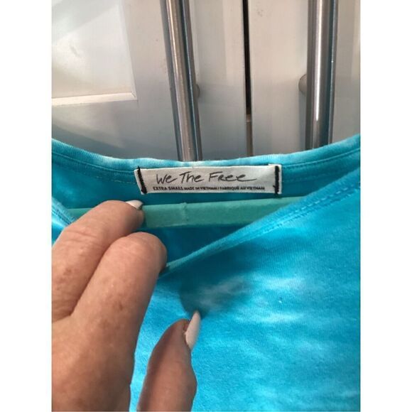 We The Free Anytime Tie Dye Tank Sz XS Teal Stretch - Picture 4 of 9